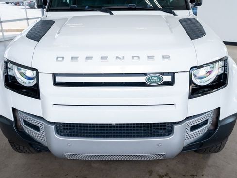 Used 2022 Land Rover Defender 90 S image 15