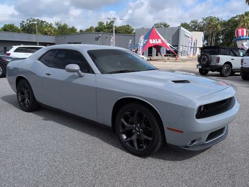 Used 2020 Dodge Challenger SXT w/ Blacktop Package RWD image 2