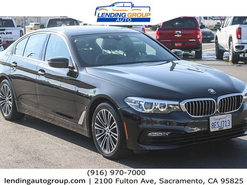 Used 2018 BMW 530e xDrive w/ Premium Package 2 image 5