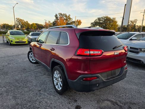 Used 2017 Jeep Cherokee Latitude image 5