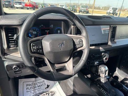 Used 2025 Ford Bronco Outer Banks image 24