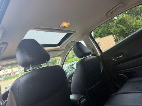 Used 2016 Honda HR-V EX-L image 32