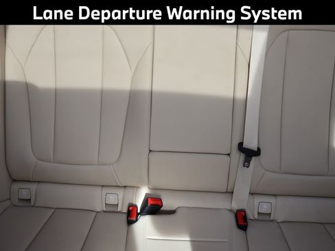 Used 2020 BMW X3 xDrive30i w/ Premium Package image 13