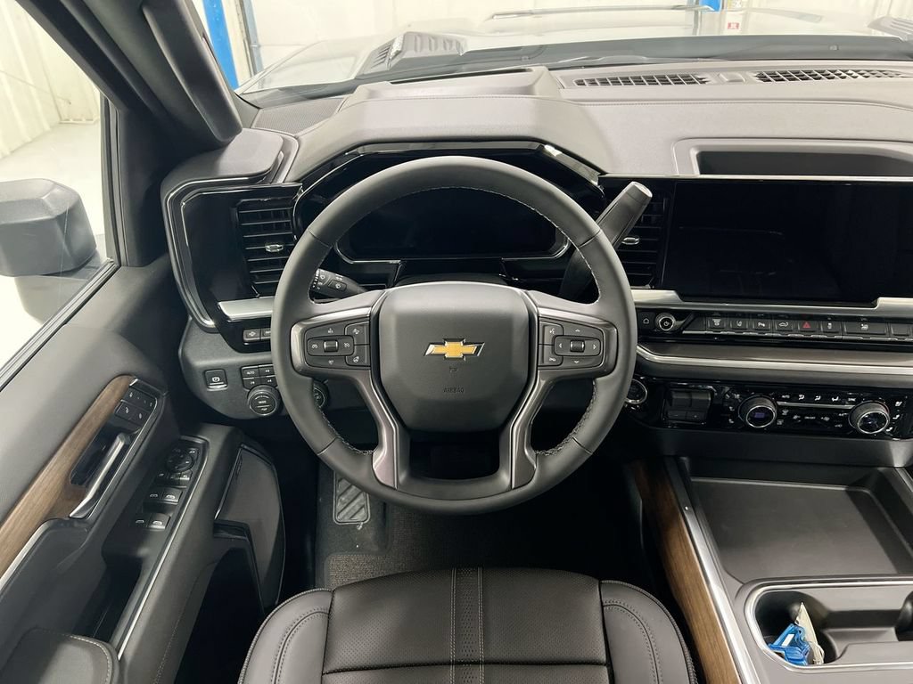 New 2026 Chevrolet Silverado 2500 High Country w/ Technology Package AWD/4WD image 11