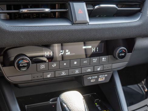 New 2026 Subaru Outback Premium image 14