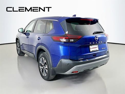 Used 2022 Nissan Rogue SV image 8