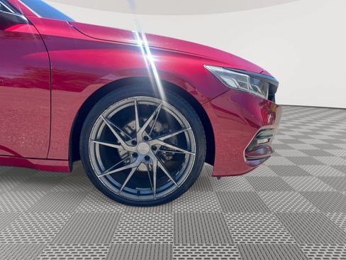 Used 2018 Honda Accord Sport image 30