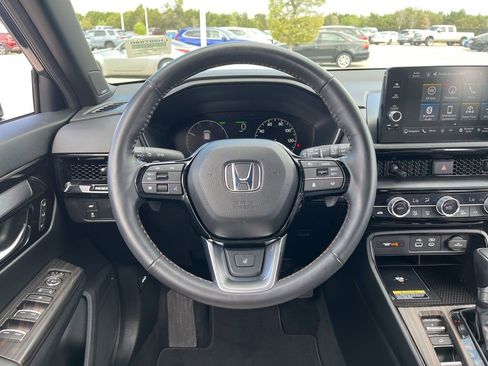 Certified 2025 Honda CR-V Sport Touring image 18