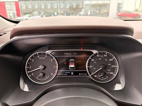 Certified 2023 Nissan Rogue SV FWD image 30