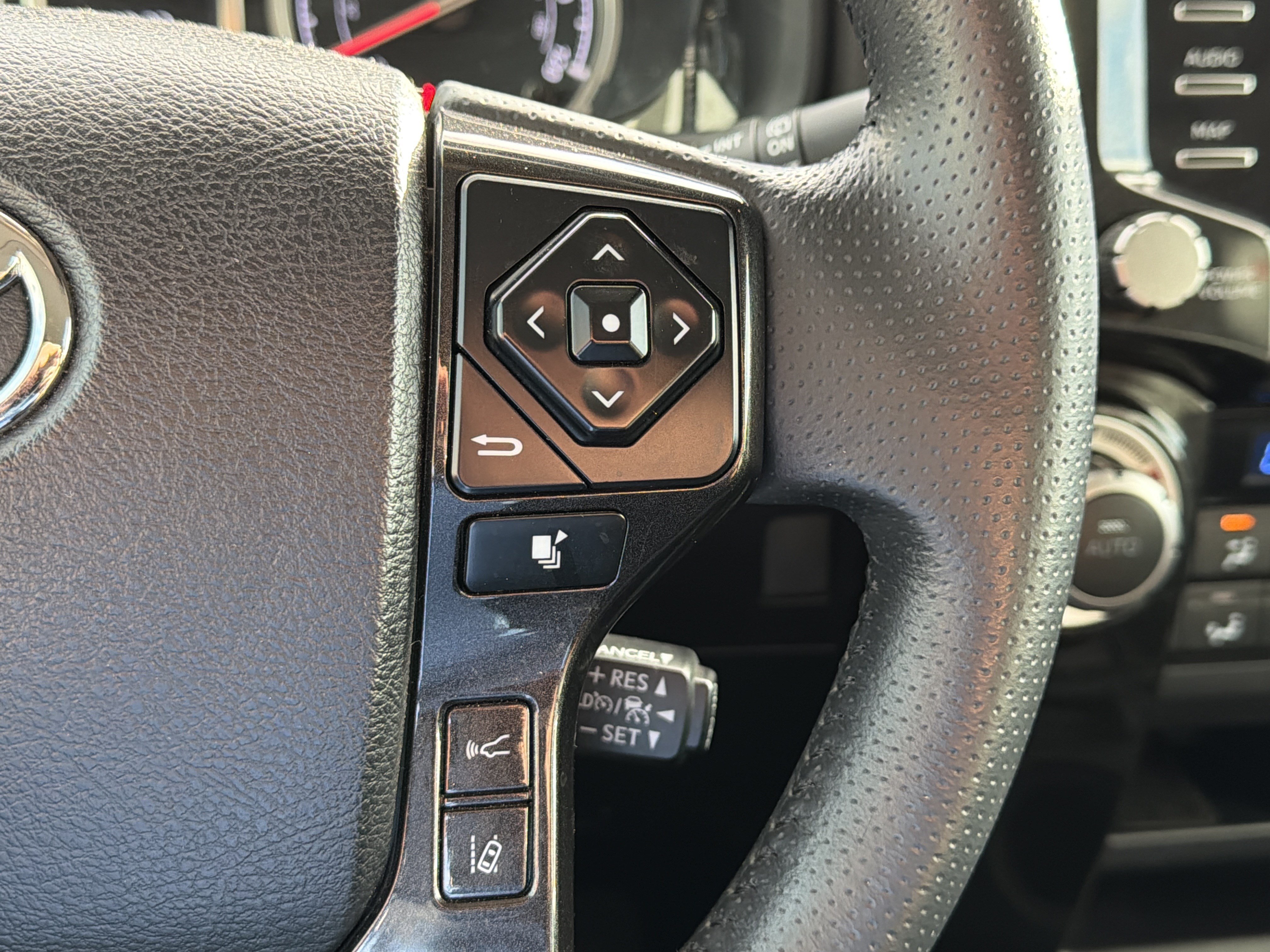 Used 2021 Toyota 4Runner TRD Pro AWD/4WD image 15