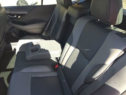 Used 2025 Subaru Outback Onyx Edition image 13