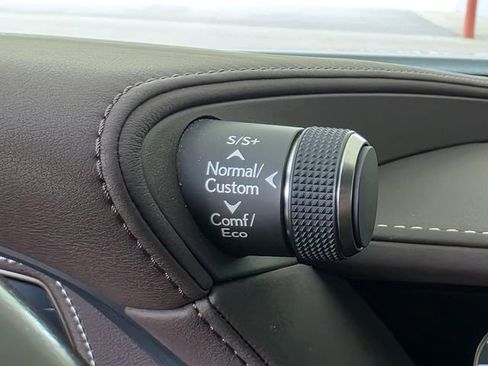 Used 2020 Lexus LS 500 w/ Interior Upgrade Package RWD image 29