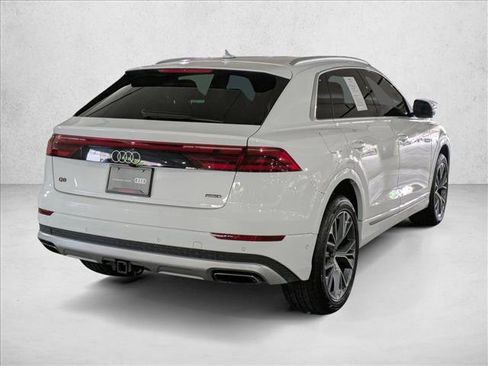 Certified 2025 Audi Q8 Premium w/ Convenience Package image 5