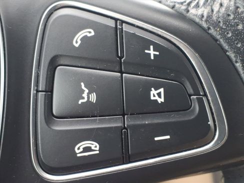 Used 2019 Mercedes-Benz GLA 250 4MATIC image 29