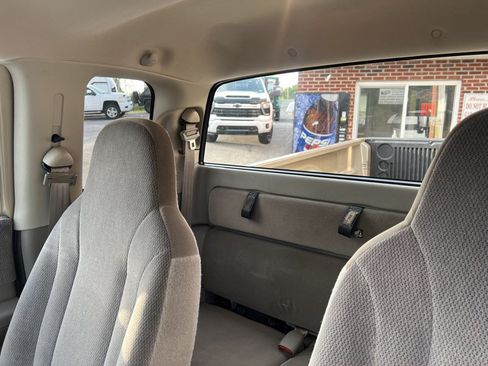 Used 2004 Dodge Dakota SLT w/ Deluxe Convenience Group AWD/4WD image 8