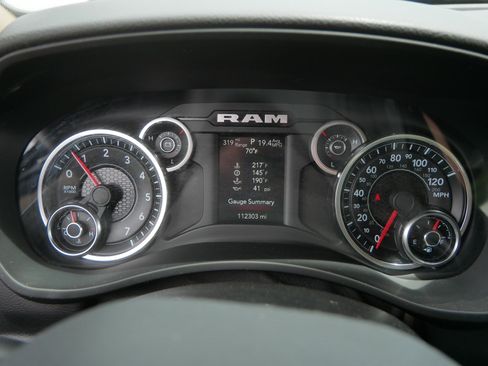 Used 2019 RAM 3500 Big Horn AWD/4WD image 32