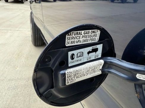 Used 2003 Ford E-350 and Econoline 350 XL RWD image 42