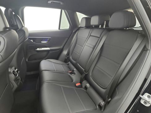 New 2026 Mercedes-Benz GLC 300 GLC 300 image 10