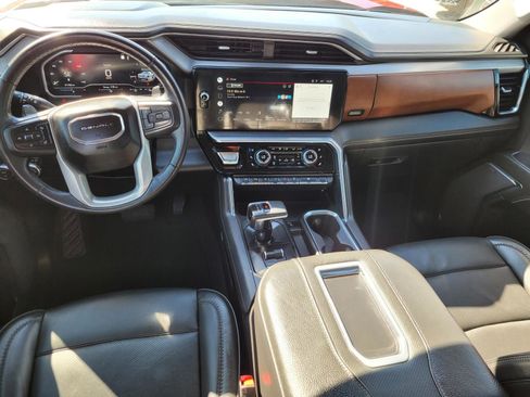 Used 2022 GMC Sierra 1500 Denali RWD image 17