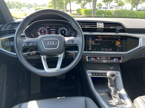 Used 2023 Audi Q3 2.0T Premium Plus w/ Premium Plus Package AWD/4WD image 30