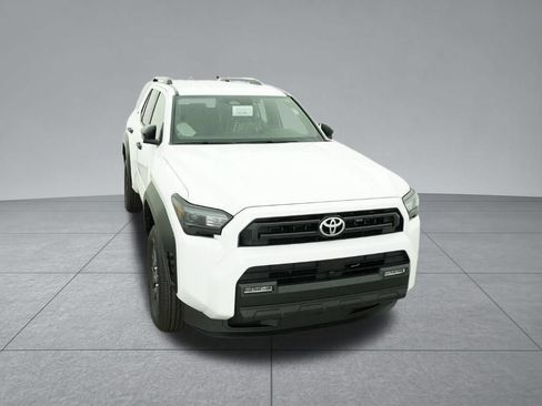 Used 2026 Toyota 4Runner SR5 AWD/4WD image 17