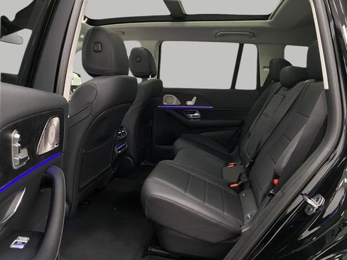 New 2026 Mercedes-Benz GLS 450 4MATIC image 32