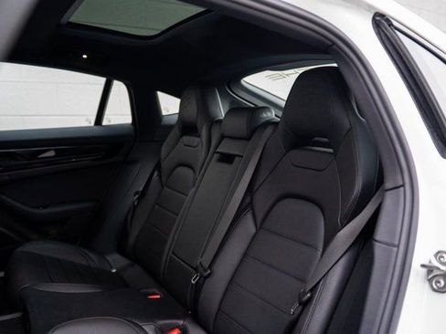 Certified 2025 Porsche Panamera 4 AWD/4WD image 18