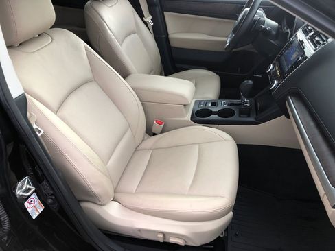 Used 2018 Subaru Outback 2.5i Limited image 23