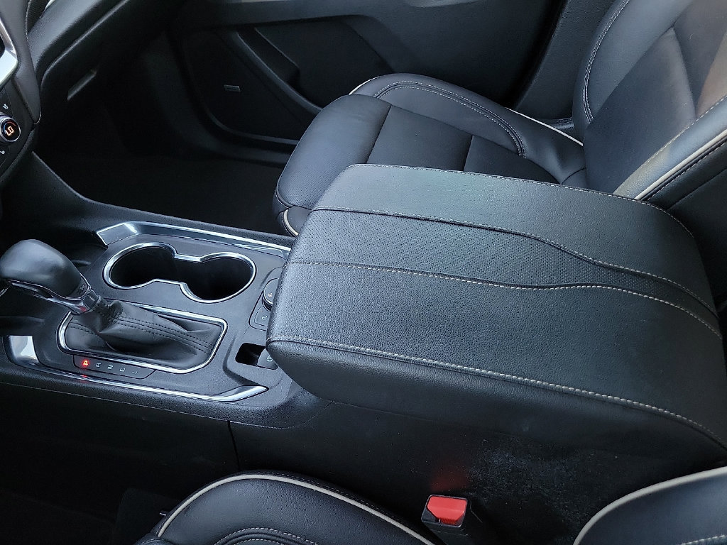 Used 2023 Chevrolet Traverse Premier w/ Redline Edition FWD image 20
