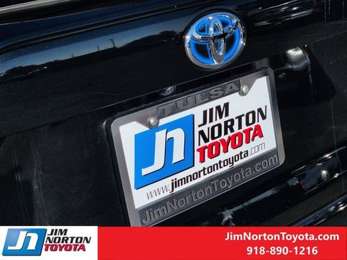 Used 2023 Toyota RAV4 SE AWD/4WD image 11
