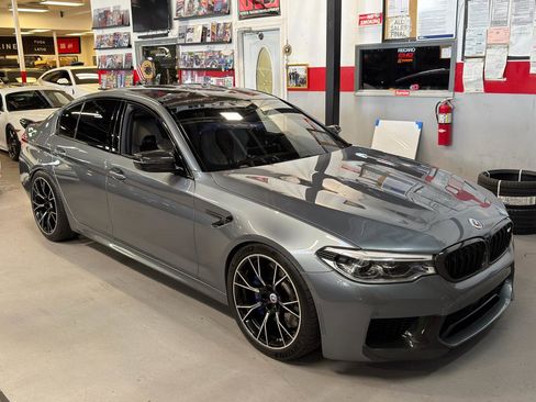 Used 2019 BMW M5 w/ Executive Package AWD/4WD image 3
