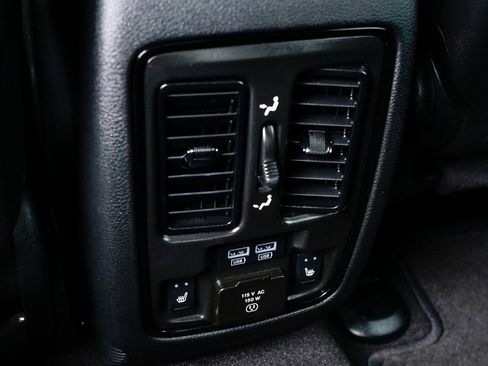 Used 2022 Dodge Durango R/T image 43