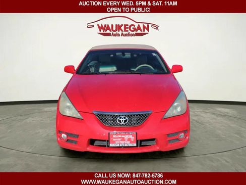 Used 2007 Toyota Solara SLE image 2