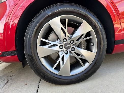 Used 2024 Genesis GV70 3.5T Sport image 27