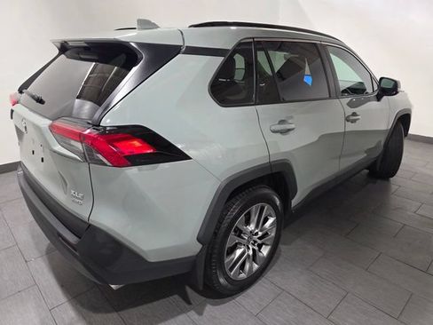 Used 2023 Toyota RAV4 XLE Premium AWD/4WD image 5