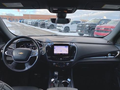 Used 2022 Chevrolet Traverse Premier image 20