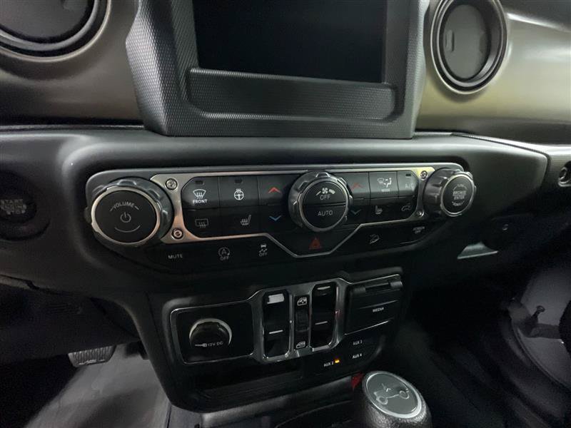 Used 2019 Jeep Wrangler Unlimited Sport S AWD/4WD image 16