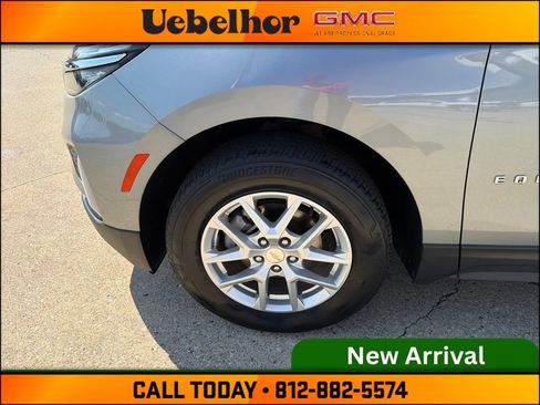 Used 2024 Chevrolet Equinox LT AWD/4WD image 14