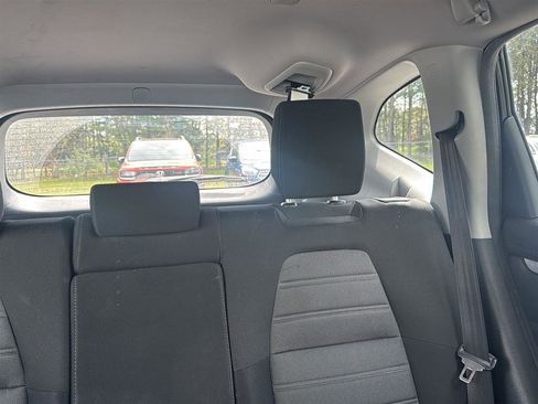 Used 2017 Honda CR-V LX image 10