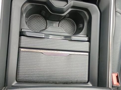 Used 2019 RAM 1500 Limited image 32