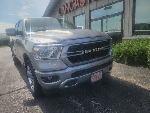 Used 2020 RAM 1500 4x4 Crew Cab image 2