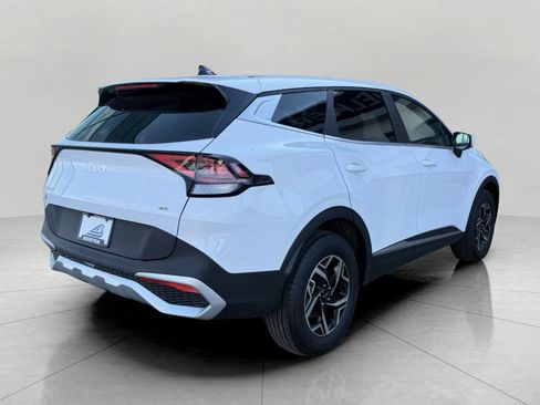 Certified 2025 Kia Sportage LX image 11