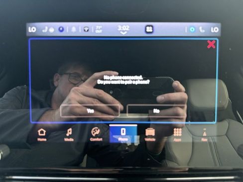 Certified 2025 Jeep Wagoneer Series III w/ Premium Group I image 31