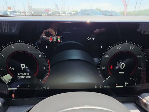 New 2026 Nissan Kicks SR w/ SR Premium Package FWD image 13