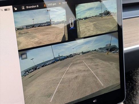 Used 2025 Tesla Model Y Long Range image 12