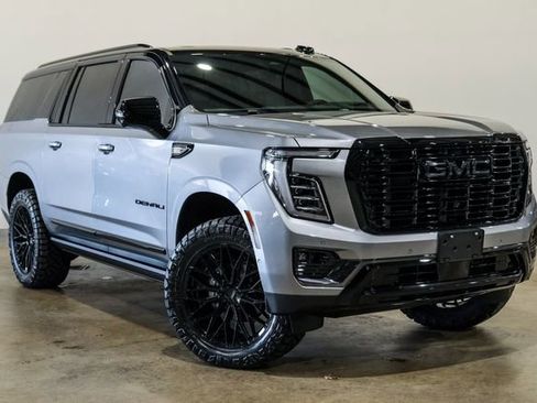 Used 2026 GMC Yukon XL Denali Ultimate image 4