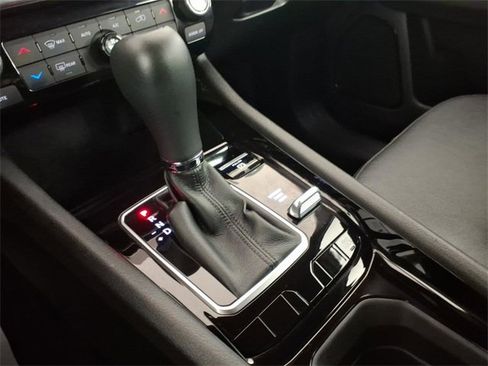 Used 2023 Jeep Compass Limited image 22