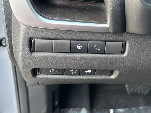 Certified 2023 Nissan Rogue Platinum w/ Platinum Premium Package AWD/4WD image 21