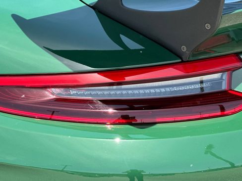 Certified 2018 Porsche 911 GT2 RS RWD image 36