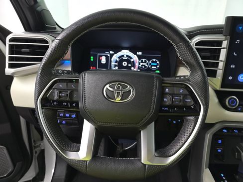 Used 2023 Toyota Sequoia Capstone AWD/4WD image 10